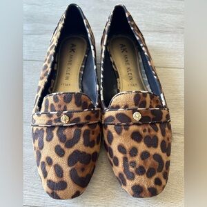 Anne Klein Akimina loafer - size 9.5